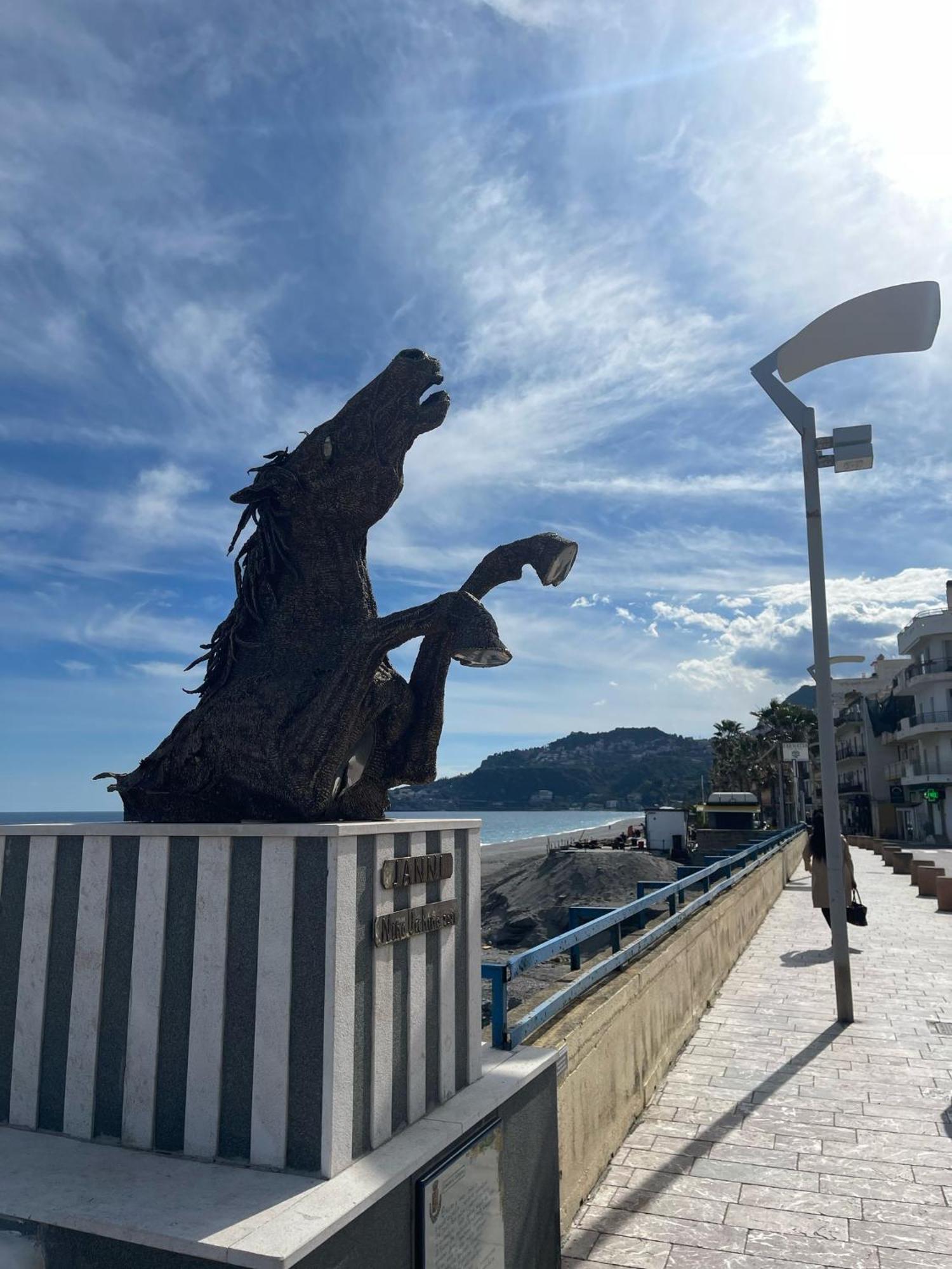 Casa Macalle - - Taormina Apartment Letojanni